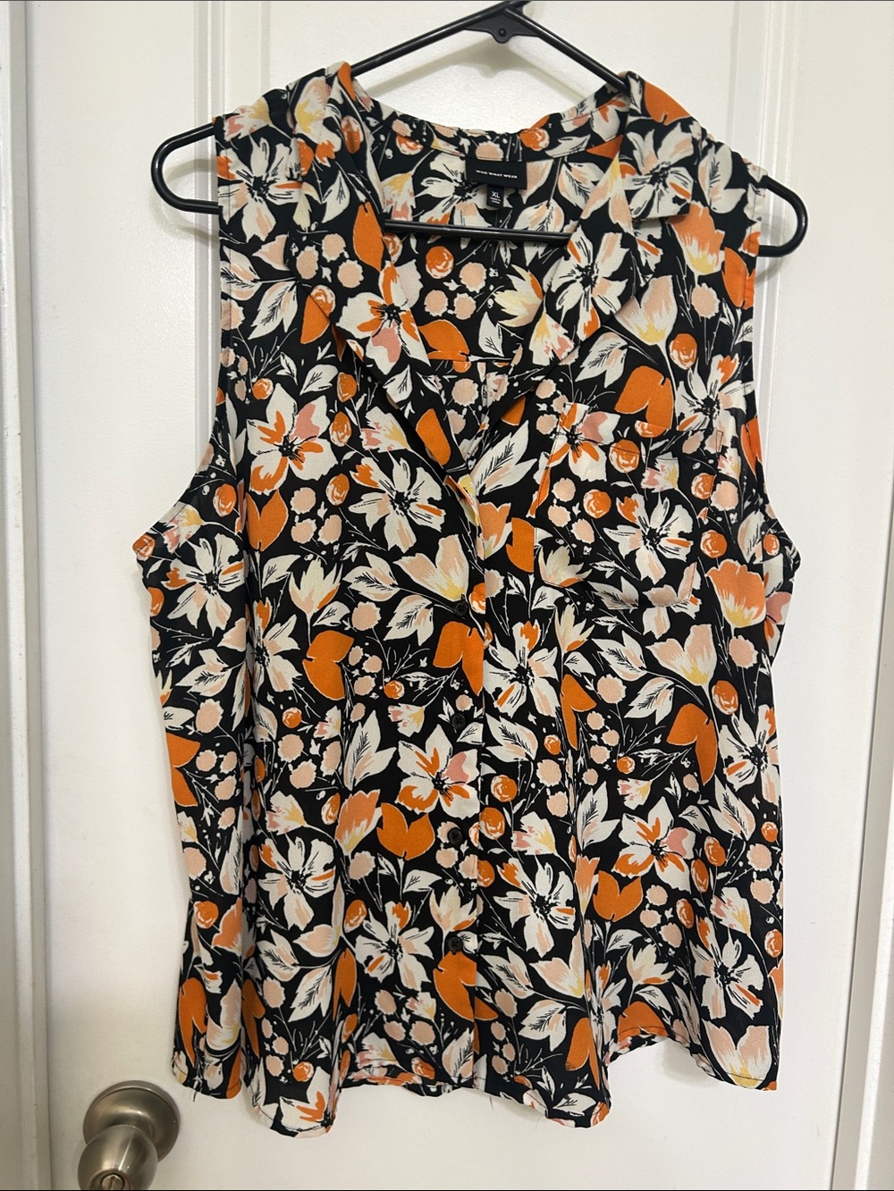 Who What Wear Black Floral Button-Front Camisole with Orange Accents